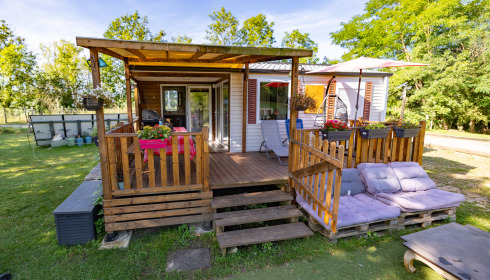 Cerises, Carp Lake Close to Calais, Decked Terrace Area