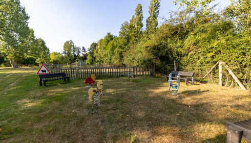 Cerises, Carp Lake Close to Calais, accommodation photo 17