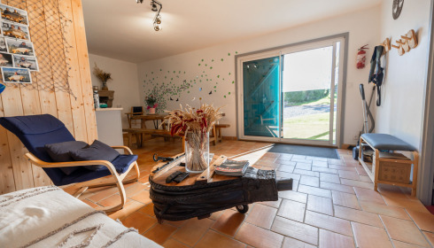 Heart Lake, Exclusive Carp Fishing France with Accommodation, Living Area