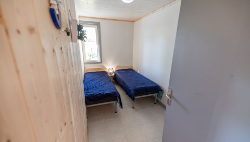 Heart Lake, Exclusive Carp Fishing France with Accommodation, Twin Bedroom