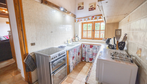 Lakeview, Carp Fishing France with Accommodation, Kitchen (Lower Ground Floor)