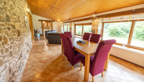 Lakeview, Carp Fishing France with Accommodation, Sun Room (Ground Floor)