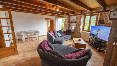 Lakeview, Carp Fishing France with Accommodation, Living Room (Ground Floor)