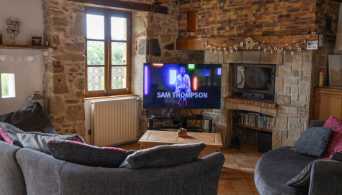 Lakeview, Carp Fishing France with Accommodation, Living Room (Ground Floor)