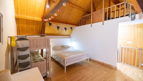 Lakeview, Carp Fishing France with Accommodation, Bedroom 2 (First Floor)