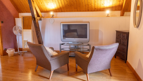 Lakeview, Carp Fishing France with Accommodation, Master Bedroom (1st Floor)