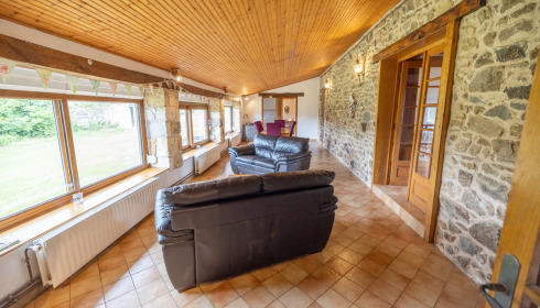 Lakeview, Carp Fishing France with Accommodation, Sun Room (Ground Floor)