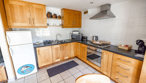 Landes, Carp fishing France, Lakeside Accommodation: Kitchen