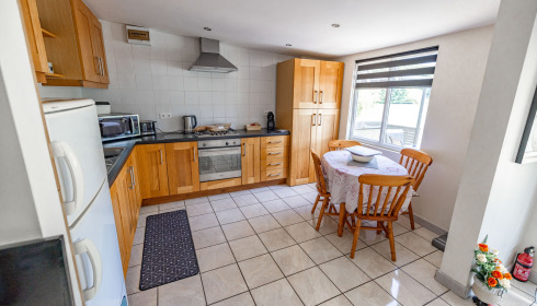 Landes, Carp fishing France, Lakeside Accommodation: Kitchen