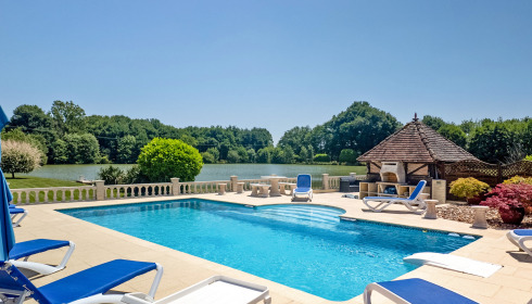 Landes, Carp fishing France, Swimming Pool Area