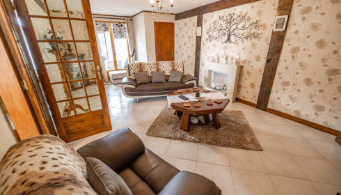 Landes, Carp fishing France, Additional Accommodation (Optional): Living Room