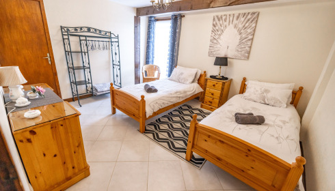 Landes, Carp fishing France, Additional Accommodation (Optional): Twin Room