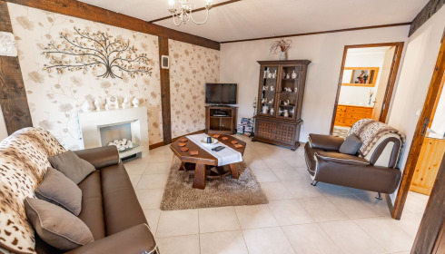 Landes, Carp fishing France, Additional Accommodation (Optional): Living Room