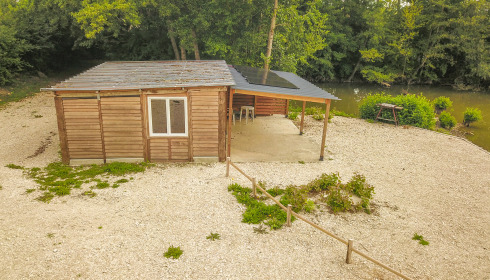 Le Repaire, Carp Fishing France with Lodge, accommodation photo 9
