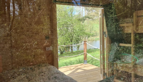 Linstant, Small Lake Exclusive in France, Optional accommodation