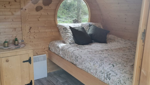 Linstant, Small Lake Exclusive in France, Optional accommodation