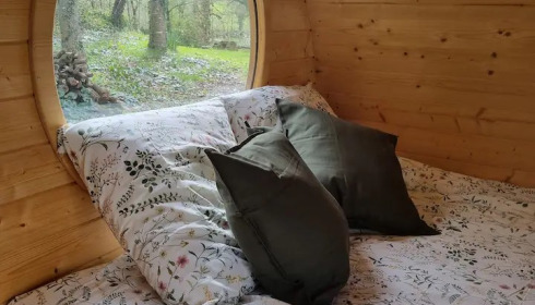 Linstant, Small Lake Exclusive in France, Optional accommodation