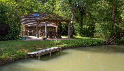 Mas Bas Lotus Lake, Carp fishing with accommodation, accommodation photo 4