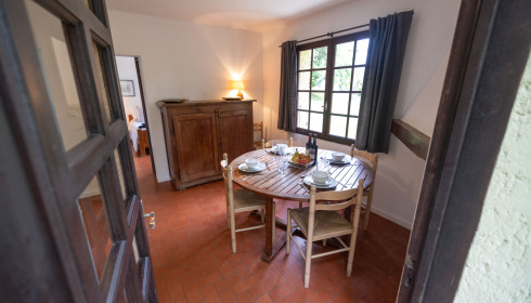 Mas Bas Lotus Lake, Carp fishing with accommodation, Kitchen & Dining (Ground Floor)