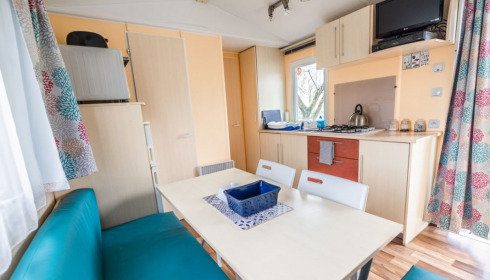 Eau De Vie North, Exclusive Carp Fishing Holiday in France, Open Plan Kitchen Area