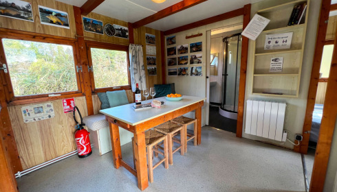 Golden Carp Lake, Big Carp Fishing France with a Social Lodge, accommodation photo 18
