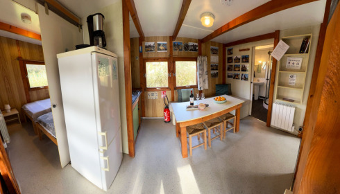 Golden Carp Lake, Big Carp Fishing France with a Social Lodge, accommodation photo 11