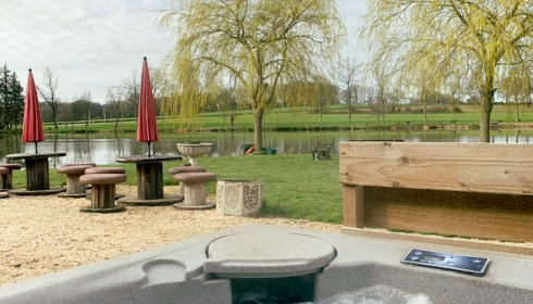 Mystique, Carp Fishing France with Accommodation, Hot Tub