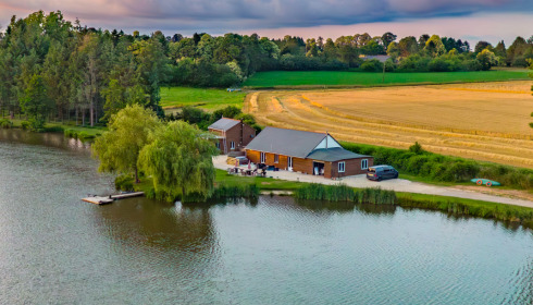 Mystique, Carp Fishing France with Accommodation, accommodation photo 1