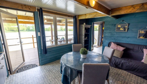 Ragon, Carp Fishing in France, Open Plan Kitchen/Dining Area