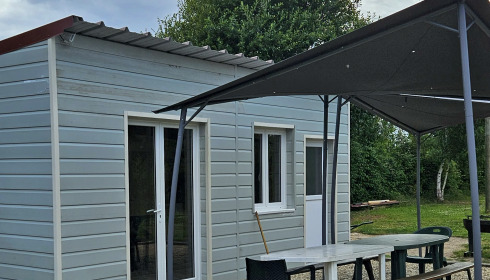 Duquesne, Carp Lake in Northern France, Lakeside Lodge