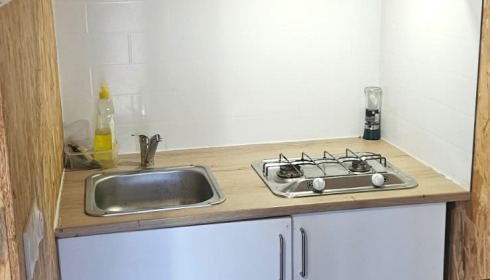 Duquesne, Carp Lake in Northern France, Lakeside Lodge - Kitchenette