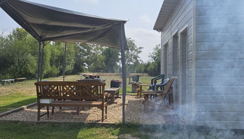 Duquesne, Carp Lake in Northern France, Lakeside Lodge