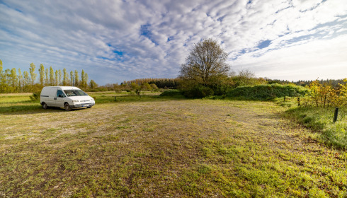 Emeraude, Big Carp in France, Car Parking Area