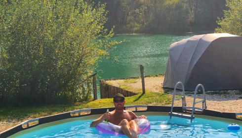Golden Carp Lake, Big Carp Fishing France with a Social Lodge, facility photo 11