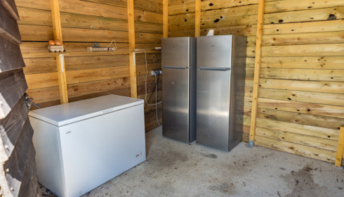 Lepinet South, Carp Fishing France, Shared fridges & freezers