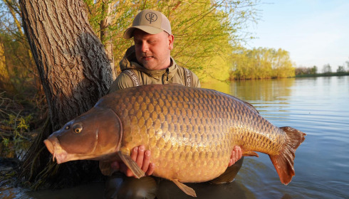 A 82 lb 8 oz carp from Fullys Lake, Lake record, Apr 2026