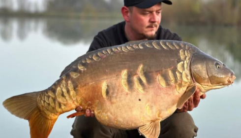 A 49 lb carp from Fullys Lake, Mar 2026