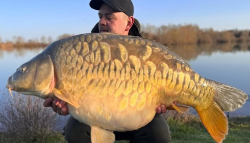 A 44 lb carp from Fullys Lake, Mar 2026