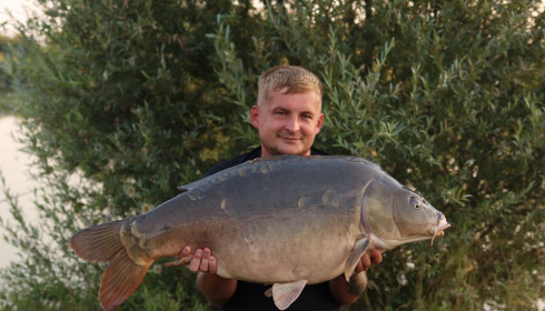 A 38 lb 10 oz carp from Fullys Lake, Jul 2026