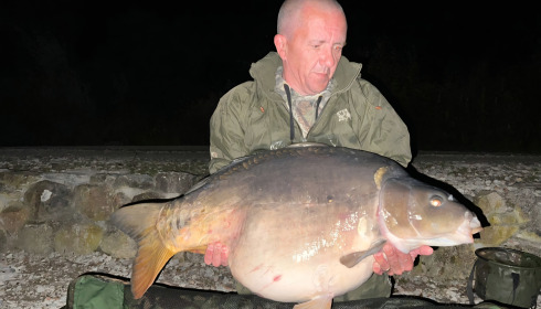 A 42 lb 2 oz carp from Sky Lake, Pb 1, Jun 2026