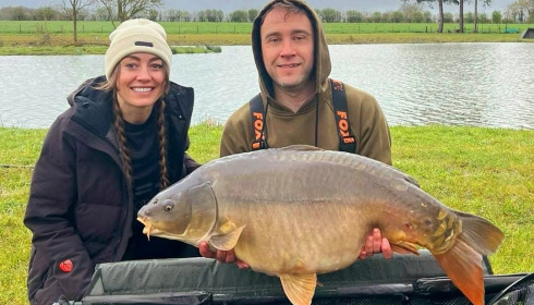 A carp from Heart Lake, WELFORD Alex et Laura