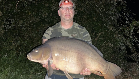 A 38 lb 12 oz carp from Blue Lake, Alex Dale, Aug 2020