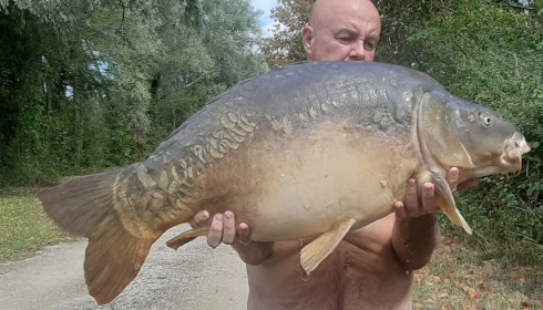 A 46 lb 10 oz carp from Blue Lake, John Shaw, Aug 2020