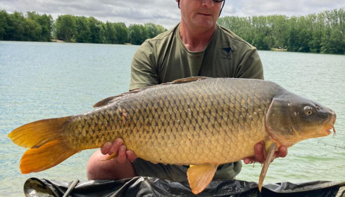 A 32 lb carp from Blue Lake, steven mitchel, Jul 2020