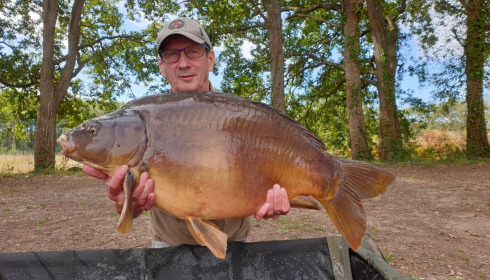 A 38 lb 6 oz fish from Laroussi, the 2nd of the triple, Aug 2020