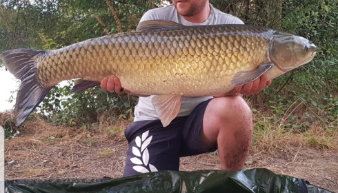 A 2 oz fish from Laroussi, Big grassy, Aug 2020