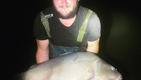 A 44 lb 6 oz carp from Lepinet North, Daniel Crouch, Jul 2020
