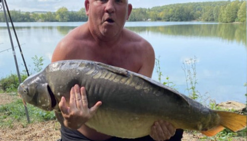A 44 lb 9 oz fish from Lepinet South, Shaun new pb, Sep 2020