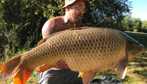 A 44 lb 2 oz carp from Lepinet South, Lee Warwick, Aug 2020