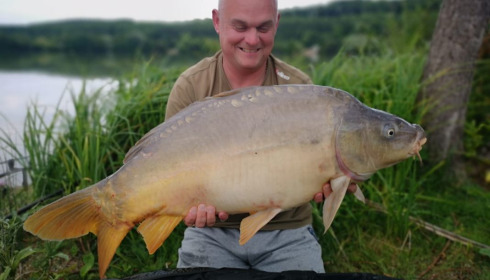 A 30 lb carp from Lepinet South, shaine van dyk, Jul 2020